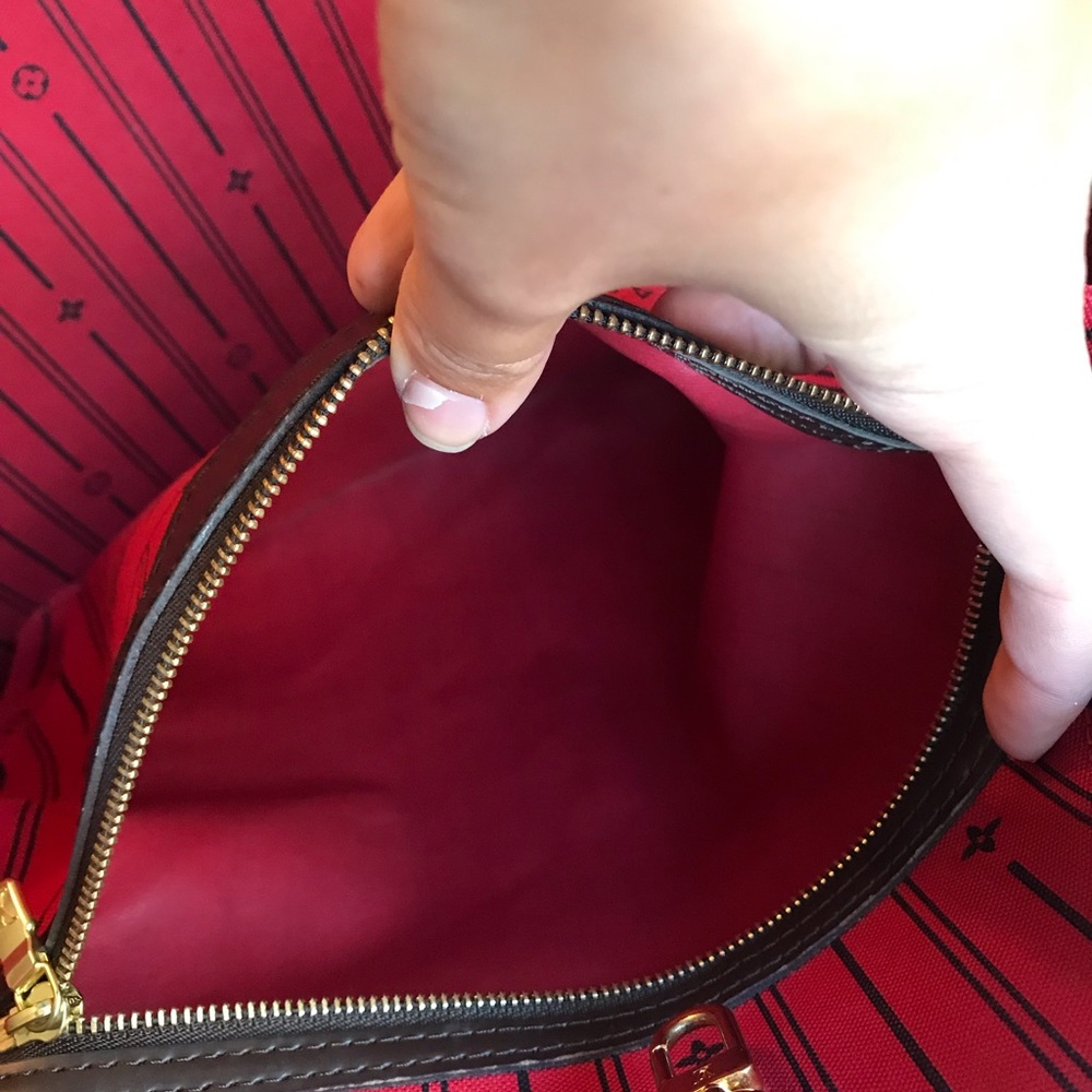 Authentic Louis Vuitton Neverfull GM Damier - Picture 4 of 8